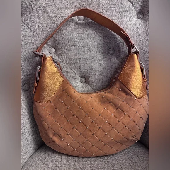 Michael Kors Shedron studded Suede Hobo Bag🧡🤩 - Picture 4 of 11